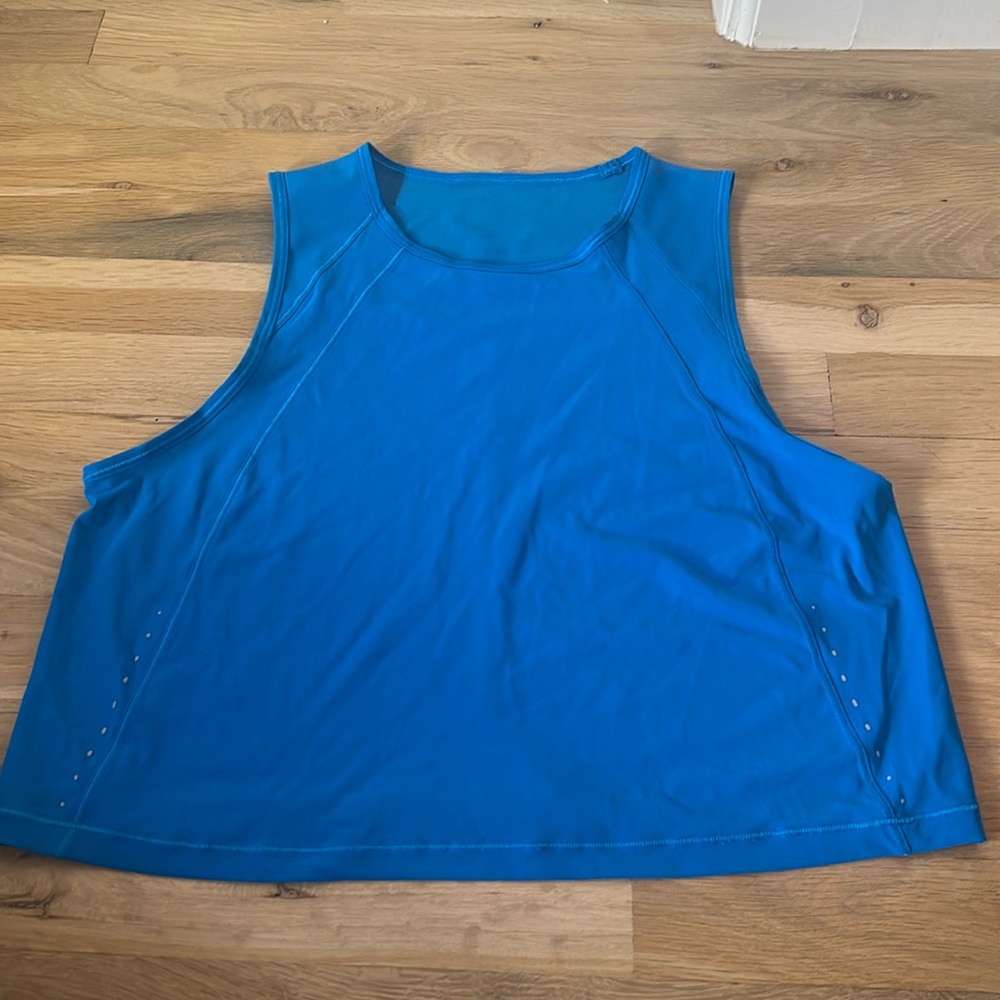 Lululemon sculpt cropped tank size 4
